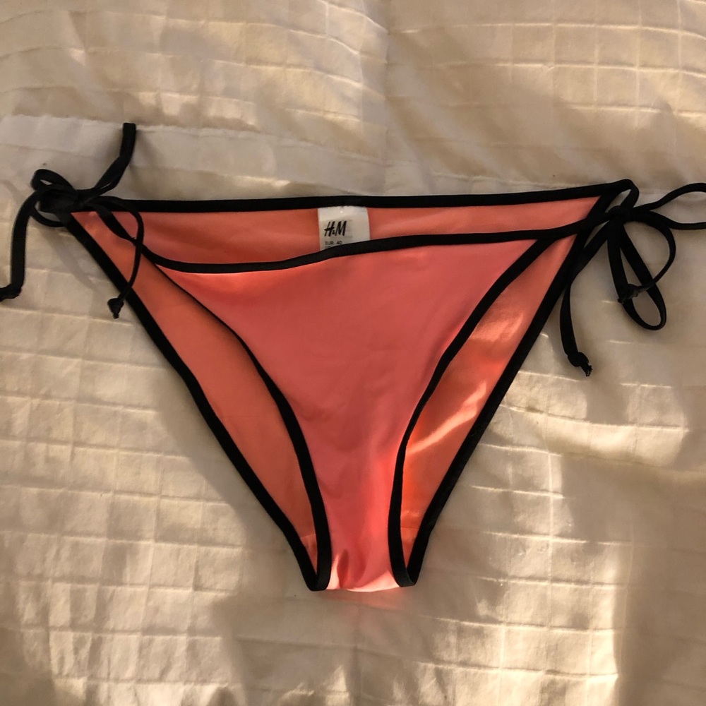 HM swim bottoms